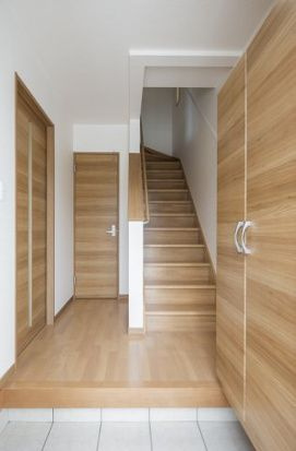 緑区姥子山KODATEXⅤの玄関