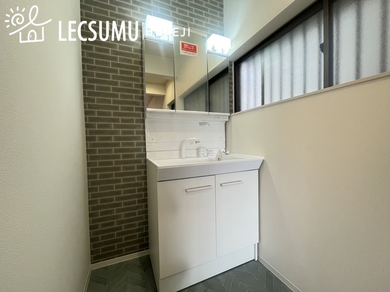 姫路市広畑区蒲田５丁目/中古戸建の独立洗面台