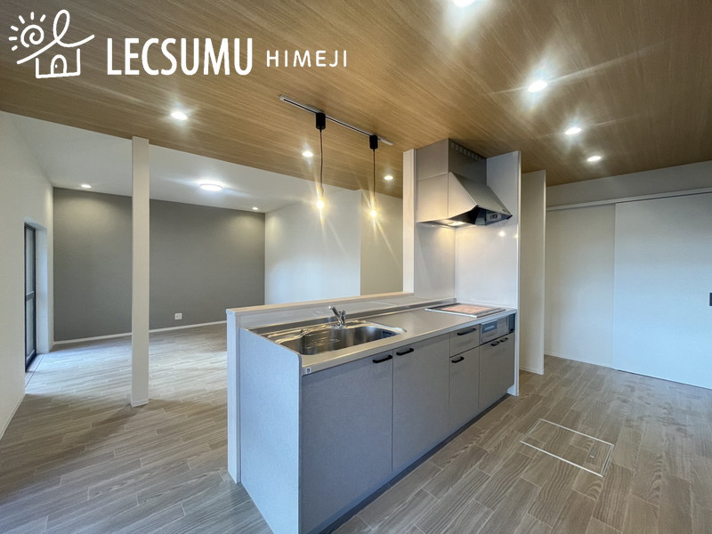 姫路市広畑区蒲田５丁目/中古戸建のキッチン