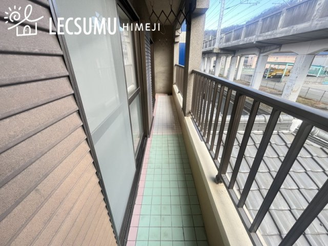 姫路市広畑区蒲田５丁目/中古戸建のバルコニー