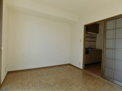 【寝室】 | ハイカムール21