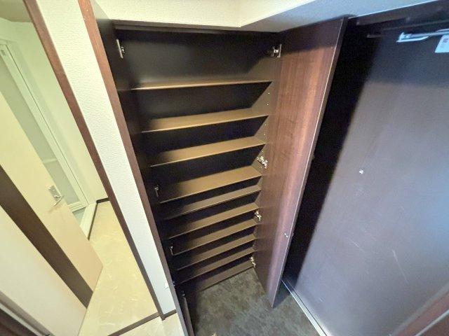 アーバンフラッツ西中島の収納