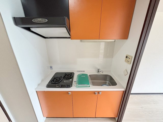 アーバンフラッツ西中島のキッチン