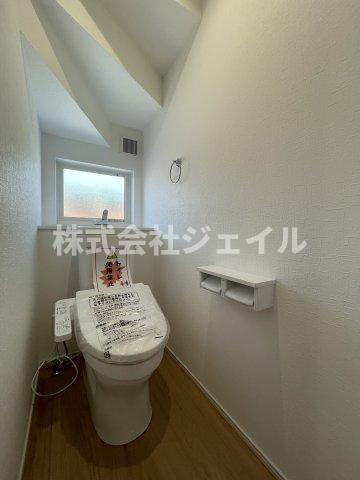 新築戸建　京地４丁目のトイレ