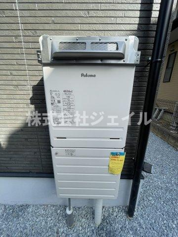 新築戸建　京地４丁目の発電・温水設備