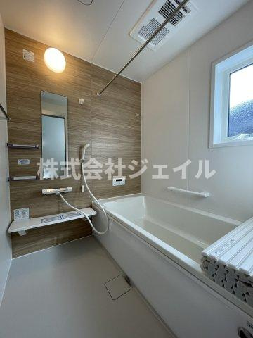 新築戸建　京地４丁目の浴室