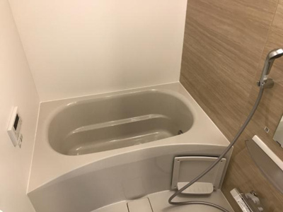 【浴室】 | ベイシュヴェル | バス