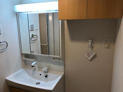 【洗面所】 | ベイシュヴェル | 洗髪洗面化粧台