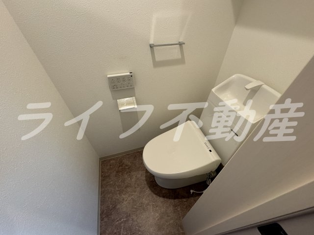 GRANDIR河内花園のトイレ|ゆったりとした空間のトイレです