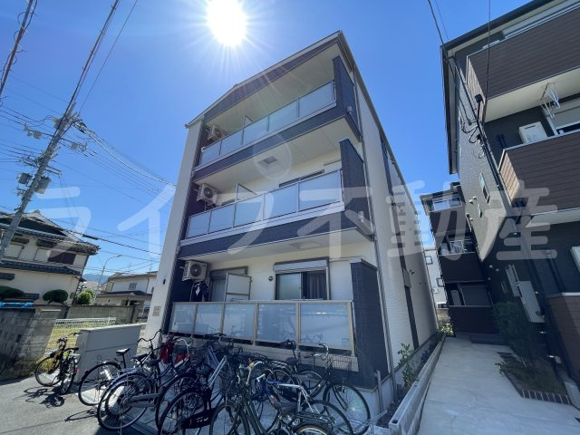 GRANDIR河内花園の外観|落ち着いた雰囲気の外観です