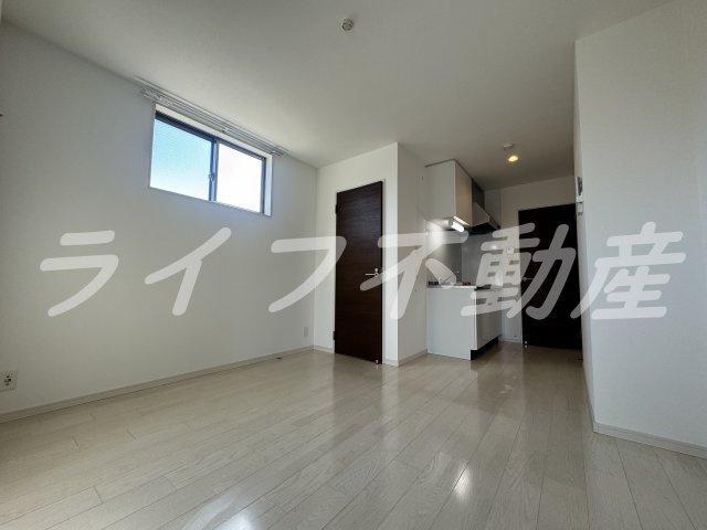 GRANDIR河内花園の内装|明るい室内です