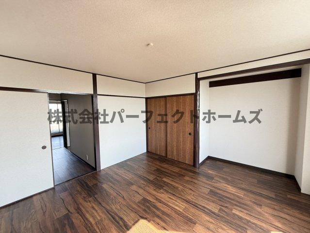 国松町戸建　賃貸の洋室|ゆったりした洋室です