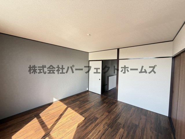 国松町戸建　賃貸の洋室|広々とした洋室です