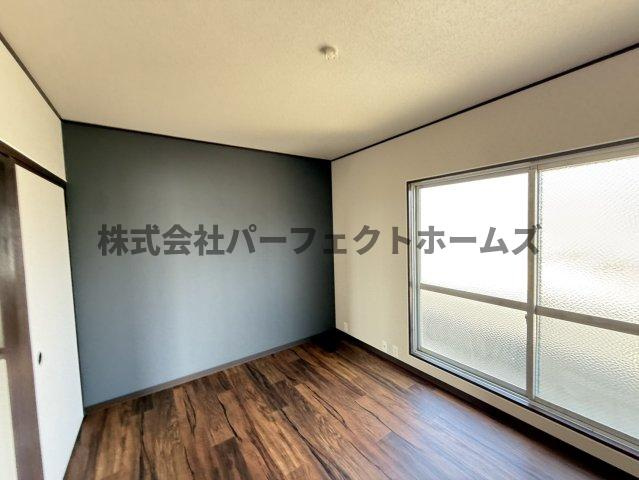 国松町戸建　賃貸の洋室|ゆったりした洋室です