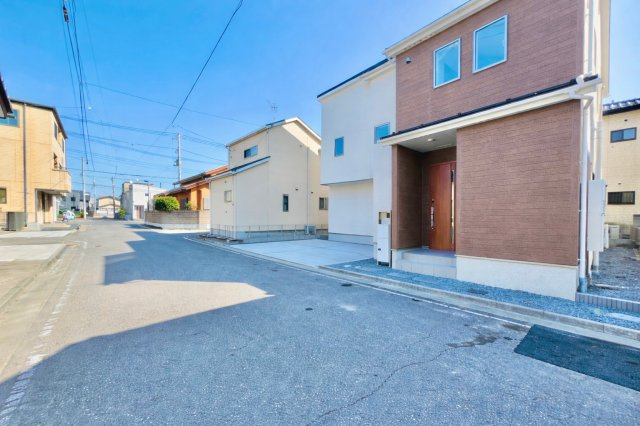 前橋六供町1丁目の前面道路含む現地写真|閑静な住宅地