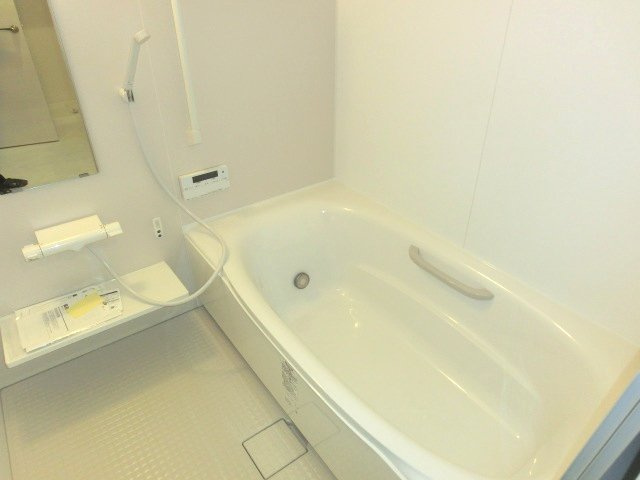 プランドールＢ棟の浴室