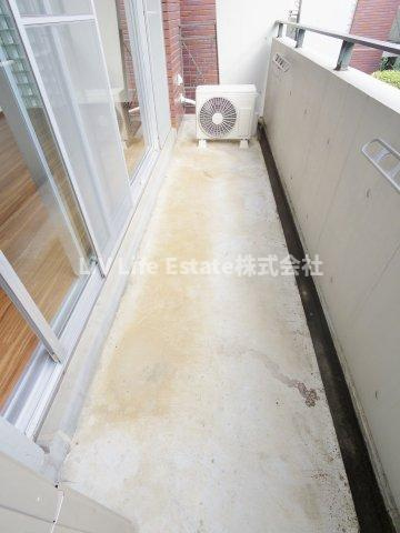 第３ゼルコバマンションのバルコニー