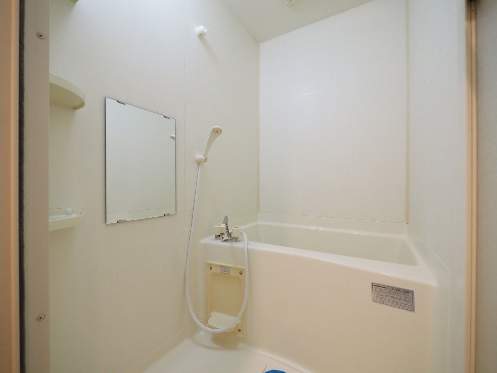 大阪市中央区内淡路町３丁目の賃貸マンションの浴室