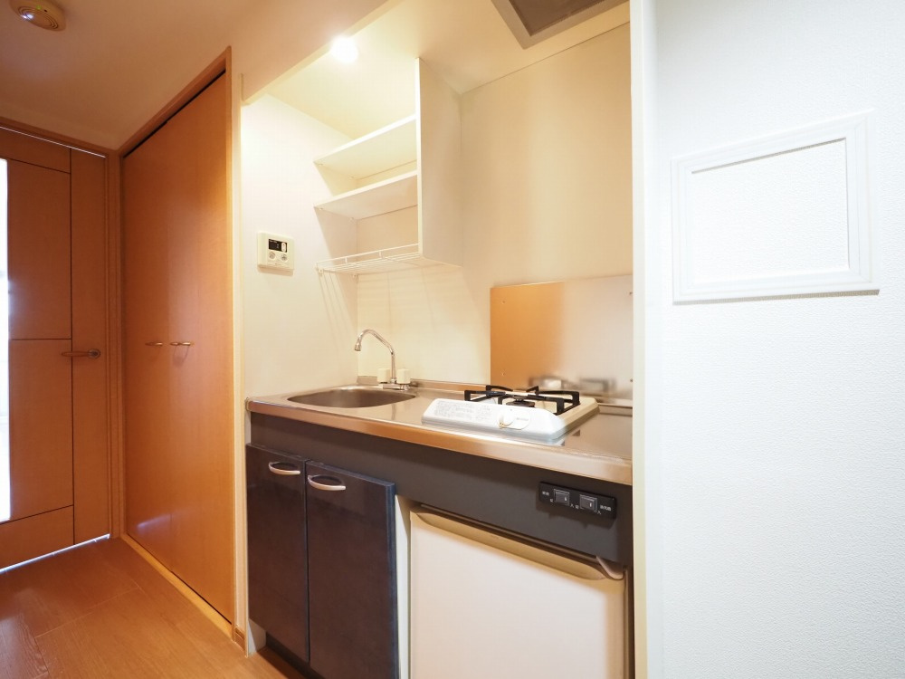 大阪市中央区内淡路町３丁目の賃貸マンションのキッチン