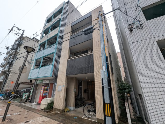 アリスコート伊丹中央の外観