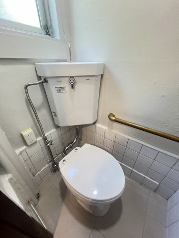 舞子台2区分アパートのトイレ