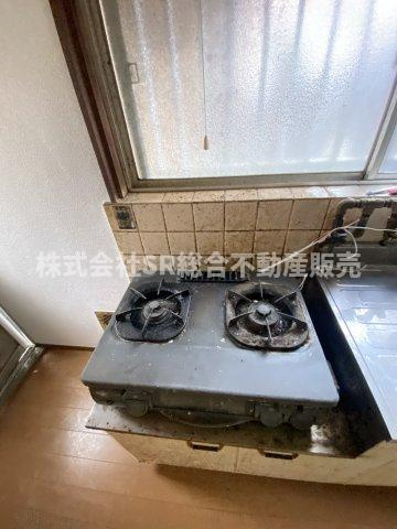 六万寺町1丁目中古戸建のキッチン|弊社は住宅ローンに自信あり。
様々にリフォームプランもローンに組み込んでご提案致します！