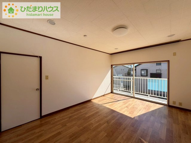 ひたちなか市海門町2丁目　中古戸建　の寝室|大きなベッドを置いても余裕の広さの主寝室♪♪