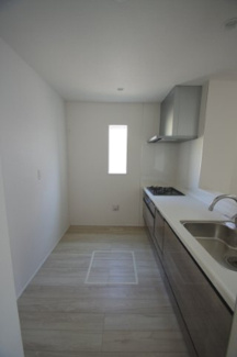 【キッチン】 | 【仲介手数料無料！！】稲城市平尾1丁目　新築戸建て（全4棟）3号棟　4780万円