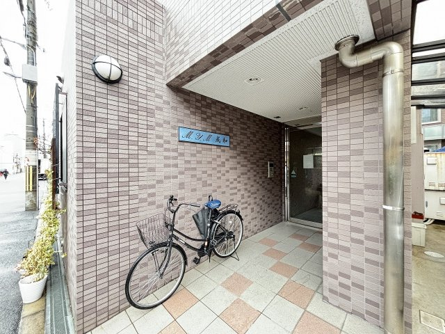 MYM成和のエントランス