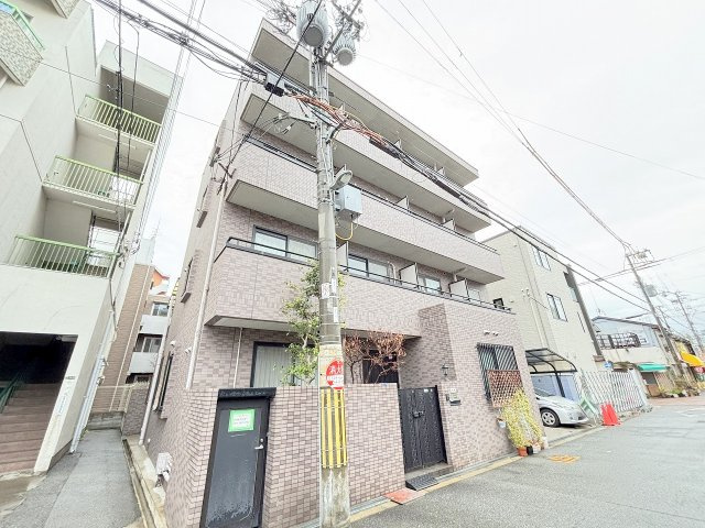 MYM成和の外観