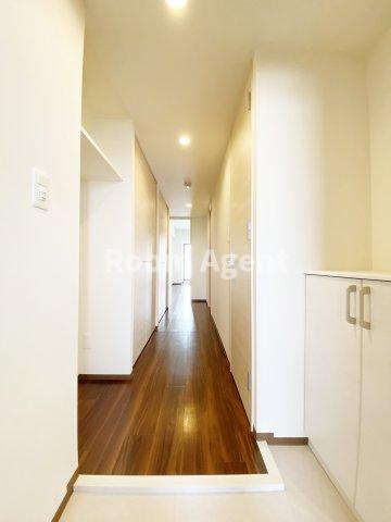 ディアレイシャス鶴舞公園の玄関