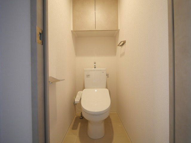 大阪市福島区吉野４丁目の賃貸マンションのトイレ