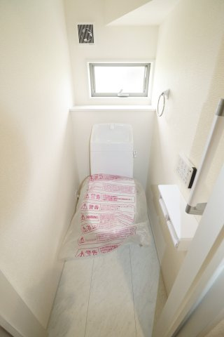 郡山市大槻町字前畑　　　１号棟　　　小山田小学校、大槻中学区　の洗面所
