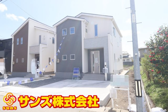 郡山市大槻町字前畑　　　１号棟　　　小山田小学校、大槻中学区　の外観|北側から見た駐車場を含む外観♪