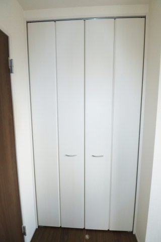 郡山市大槻町字前畑　　　１号棟　　　小山田小学校、大槻中学区　の洋室|※同社施工例