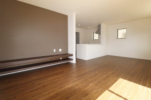 郡山市大槻町字前畑　　　１号棟　　　小山田小学校、大槻中学区　の外観|北西側から見た外観♪