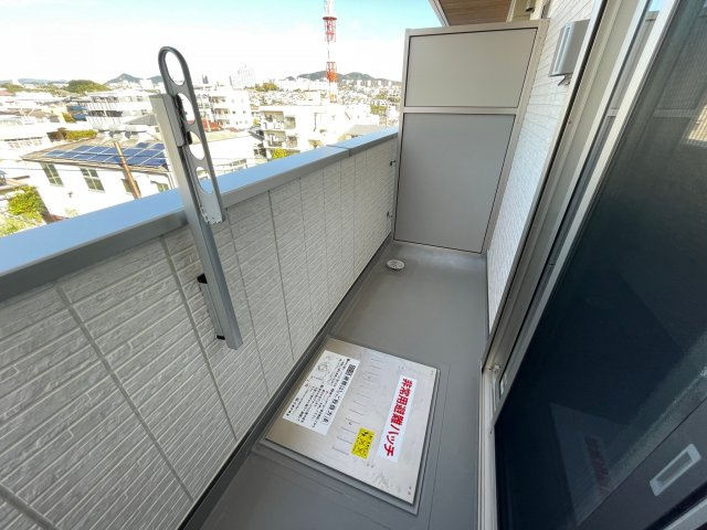 YKメゾン向陽のバルコニー