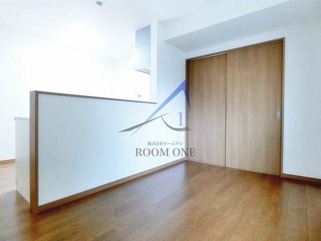 VILLETTA YAKOの居間・リビング|洋室のお部屋です。