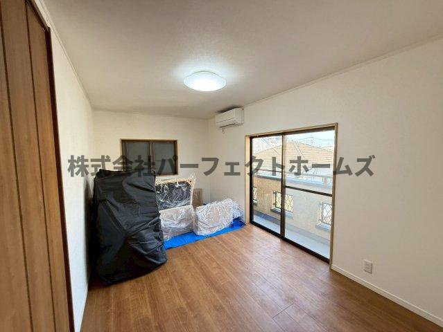 打上宮前町戸建　賃貸の洋室|洋室です