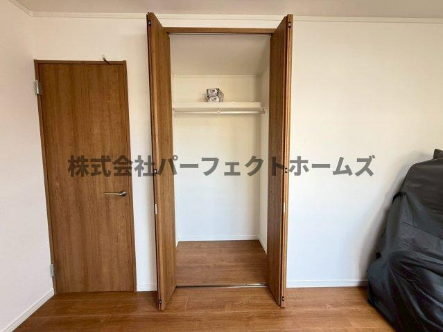 打上宮前町戸建　賃貸の収納|たっぷりとした収納スペースです