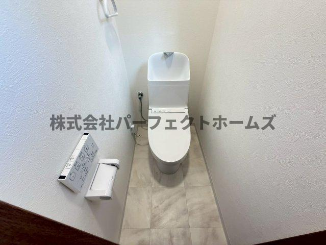 打上宮前町戸建　賃貸のトイレ|1階トイレです