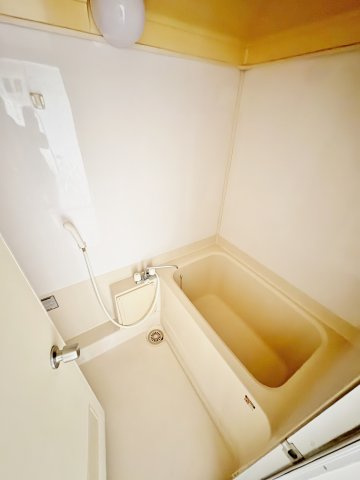 山下マンション(ヤマシタマンション)の浴室