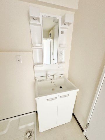 山下マンション(ヤマシタマンション)の洗面所