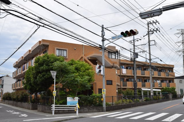 メゾンドール岩井