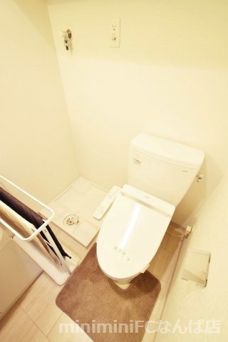 メゾンキコー難波南のトイレ