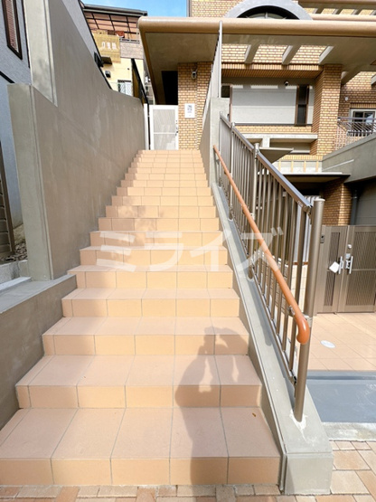 【エントランス】 | カーサ千里山