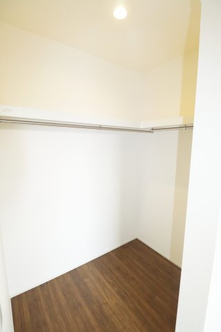 郡山市大槻町字前畑　　　３号棟　　　小山田小学校、大槻中学区　の洋室|※同社施工例