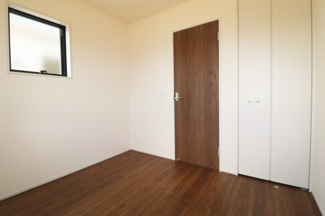 郡山市大槻町字前畑　　　３号棟　　　小山田小学校、大槻中学区　の洋室|※同社施工例