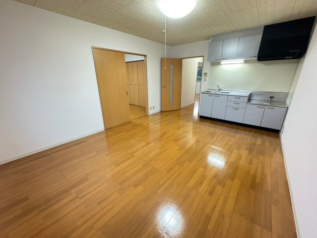 コペン南城A棟の居間・リビング