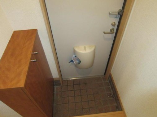 コーポマツモトの玄関